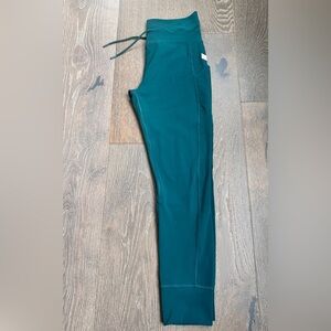 Vuori Daily Pocket Leggings